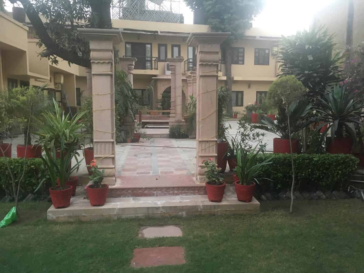 Awtar Mansion Bed and Breakfast Agra  Εξωτερικό φωτογραφία